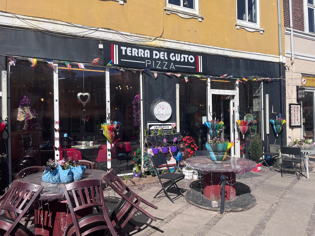 Terra Del Gusto Pizza