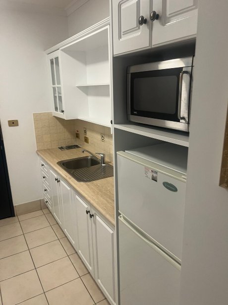 劳森河滨套房酒店-旅行者