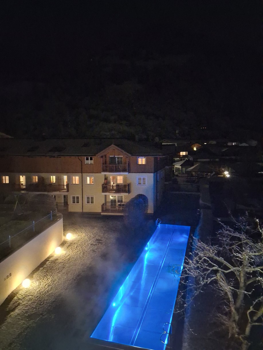蜜维达疗养加策尔湖畔运动酒店-泳池