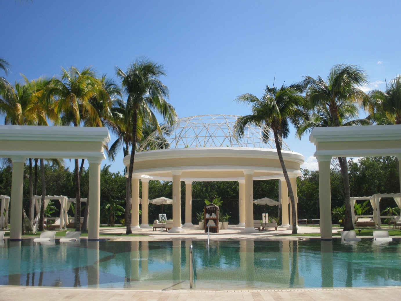 帕莱索伊贝罗斯塔大酒店-泳池