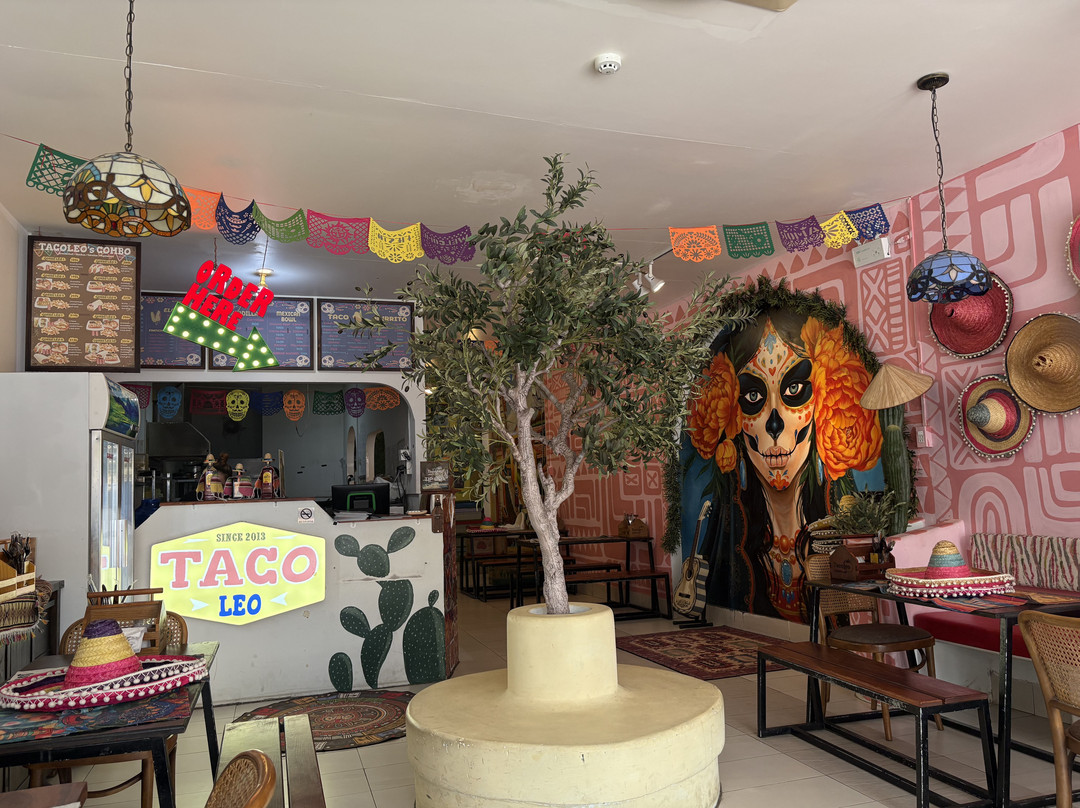 TacoLeo - Mexican Food and Beer