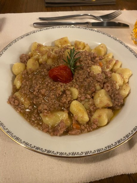 OSTERIA VITTORIA-旅行者