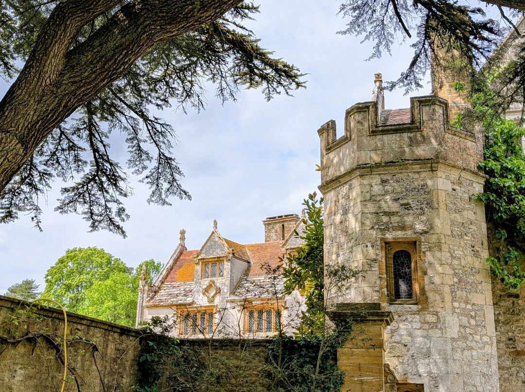 Athelhampton House and Gardens-多切斯特必去景点