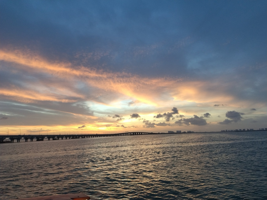 Columbus The Romantic Dinner Cruise-坎昆必去景点