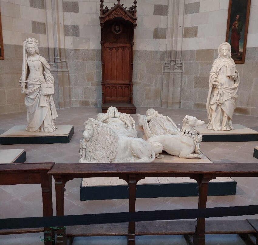 Cathédrale Saint-Pierre et Saint-Paul de Nantes-南特必去景点