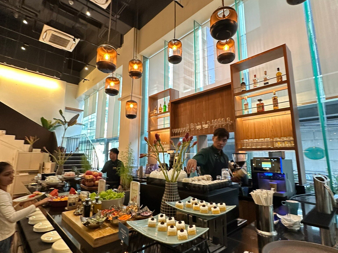 盛捷中央萨尔塞多马卡蒂酒店主图