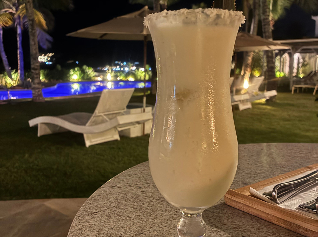 拉菲尔别墅酒店主图