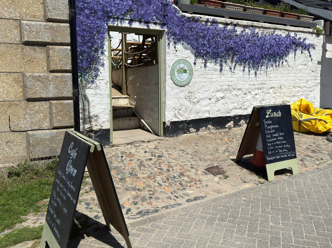 The Secret Tea Garden
