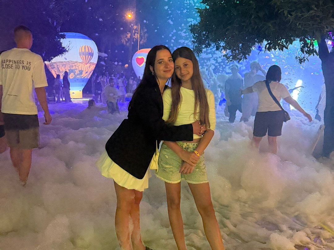 大洋海滩度假酒店主图