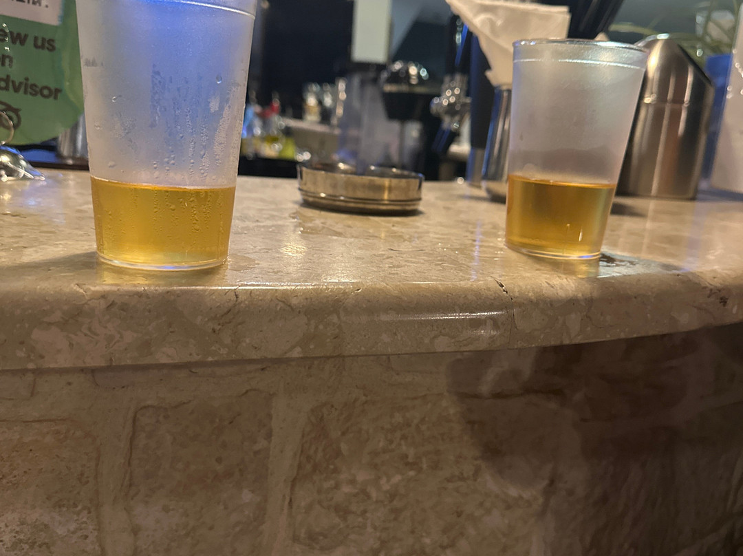 蓝色爱琴海套房酒店主图