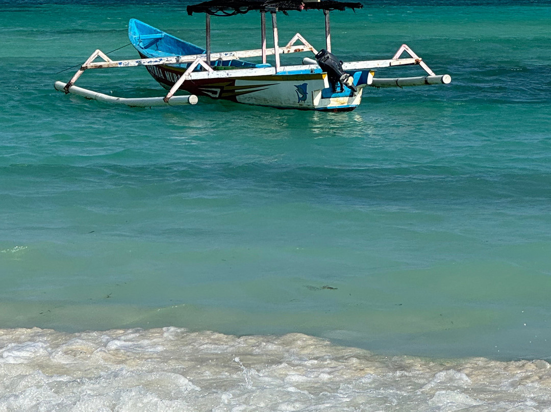 Tanjung Aan Beach-龙目岛必去景点