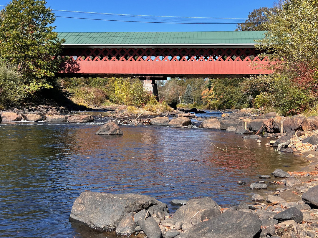 Thompson Bridge-West Swanzey必去景点