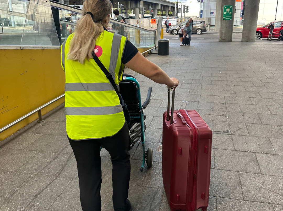 Gatwick Airport Special Assistance-霍利必去景点