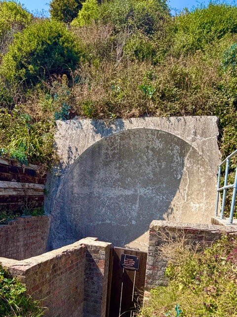 Fan Bay Deep Shelter and Gun Emplacement-多佛必去景点