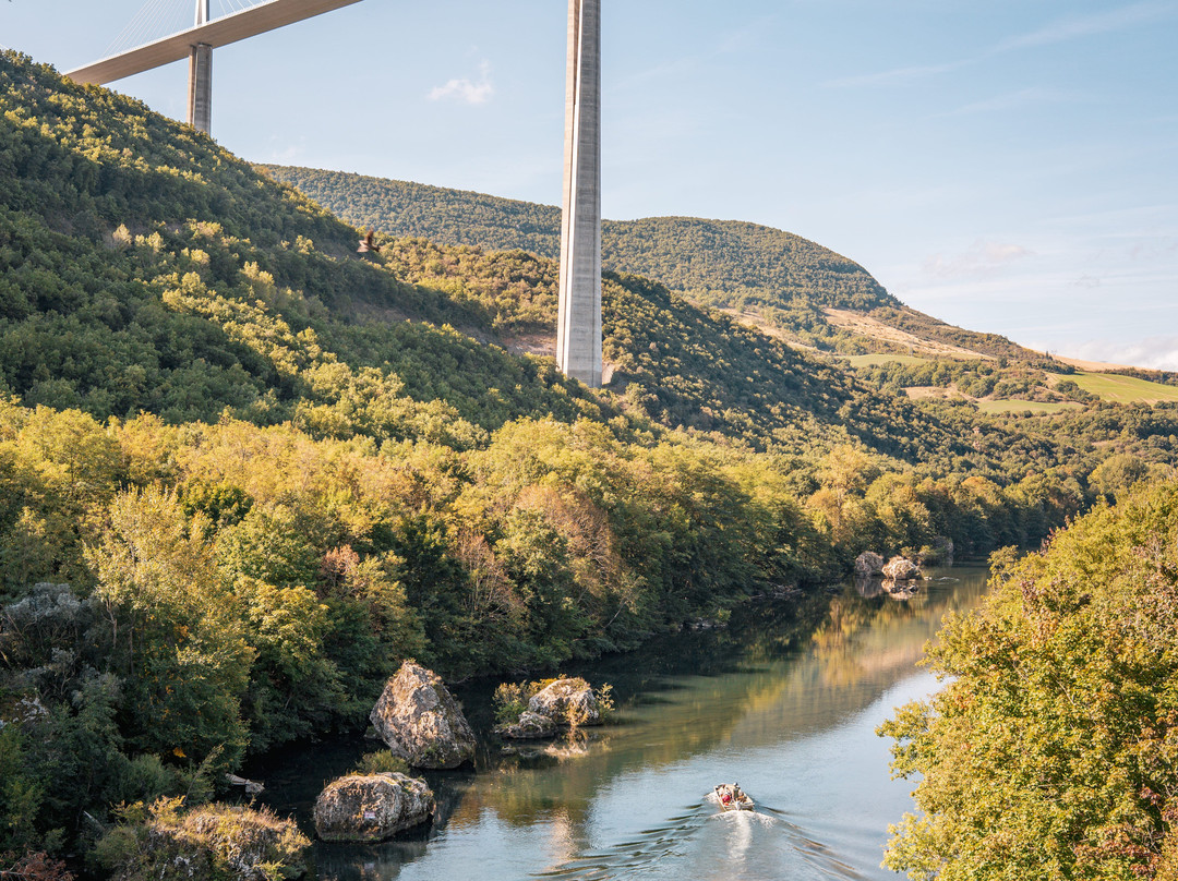 Bateliers du Viaduc-Creissels必去景点