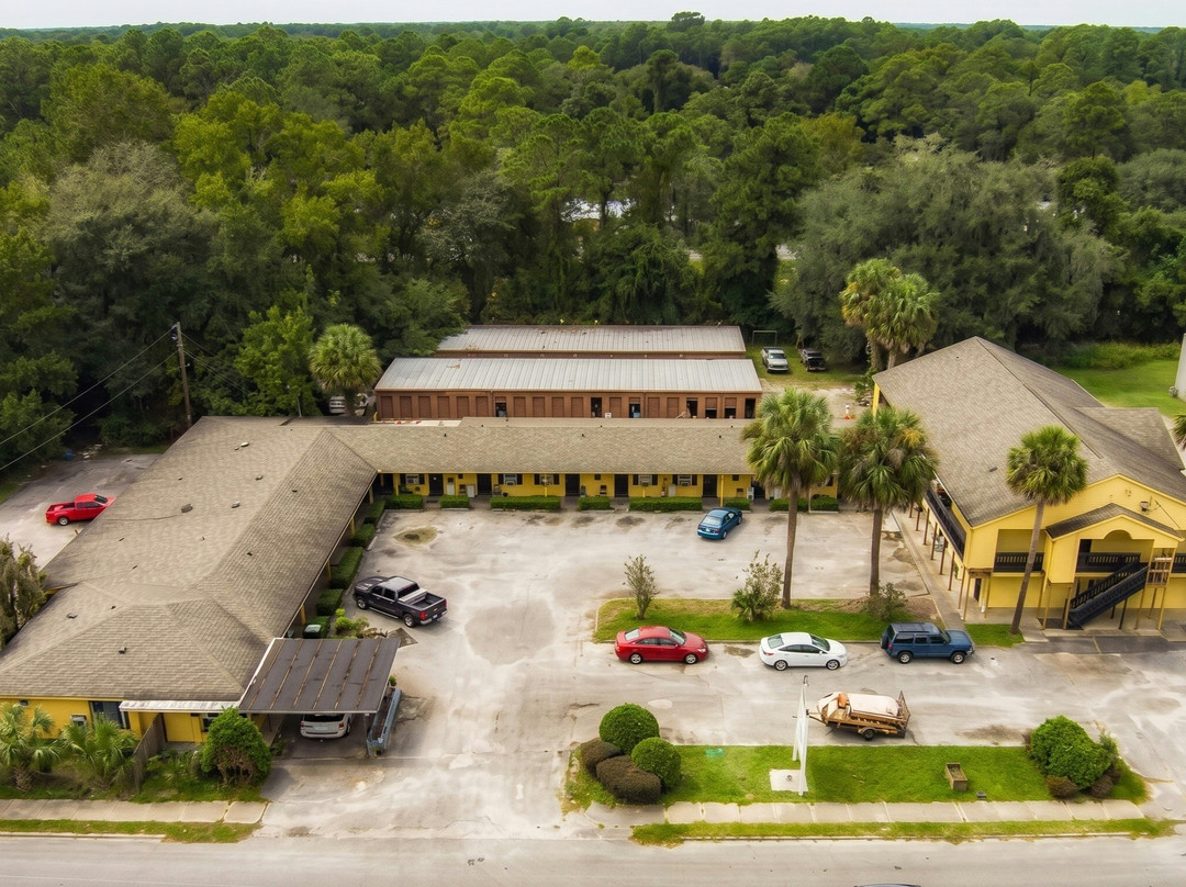 Kings Suites Near Naval Base I-95 Kingsland