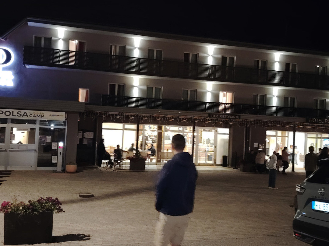 波尔萨酒店主图