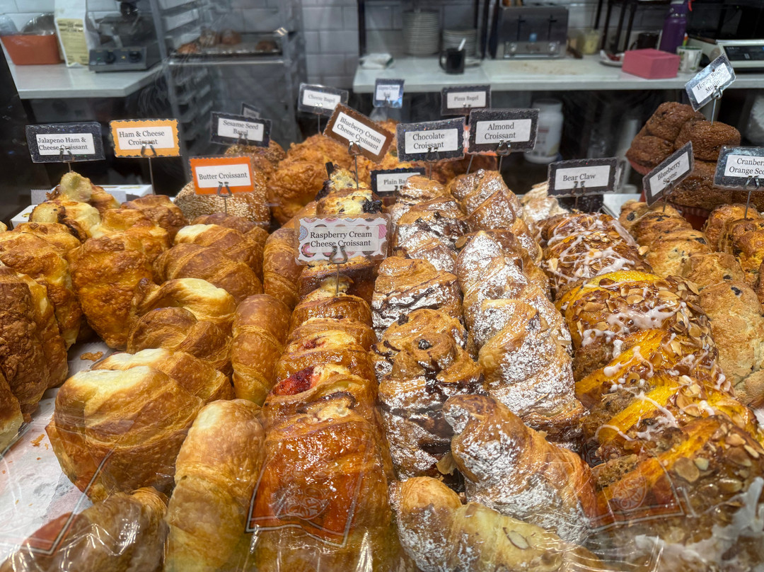Schat's Bakery & Restaurant - Minden