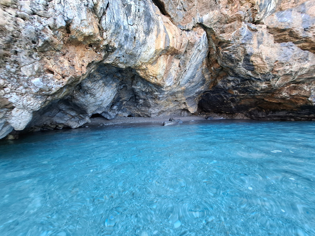 Cala Bianca Spiaggia-Marina di Camerota必去景点