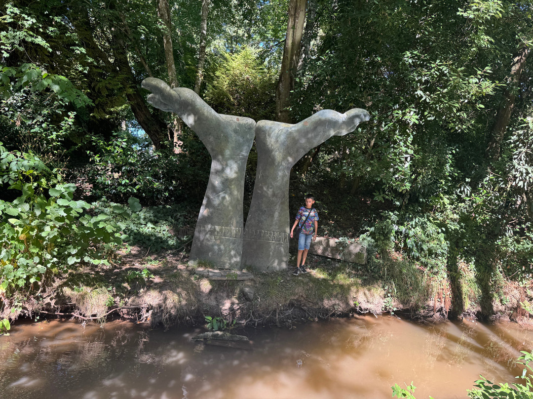 Cintre旅游景点-Les Jardins De Brocéliande