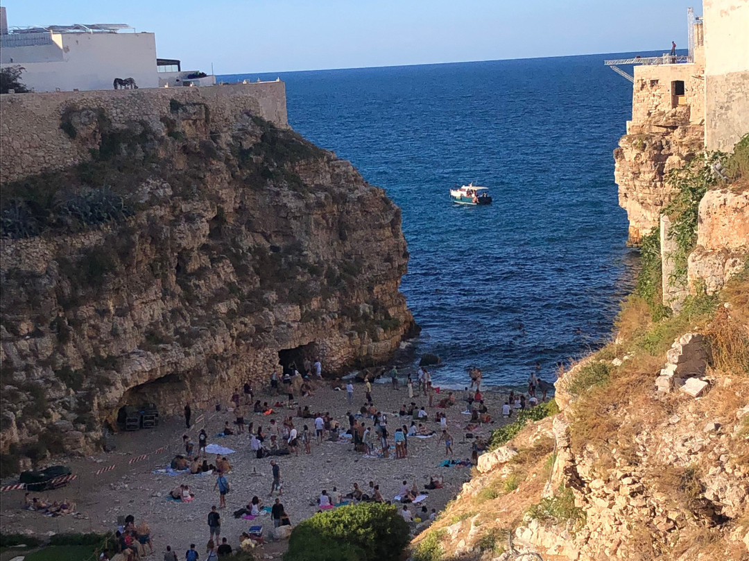 Centro Storico di Polignano a Mare-波利尼亚诺阿马雷必去景点