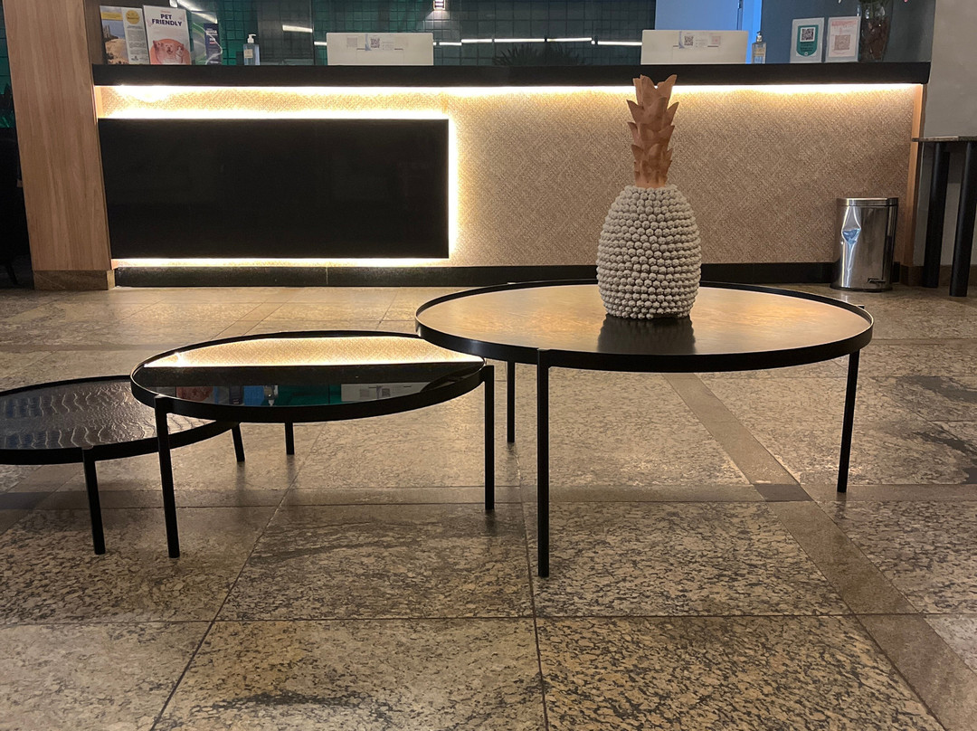 卡纳留斯皇宫酒店主图