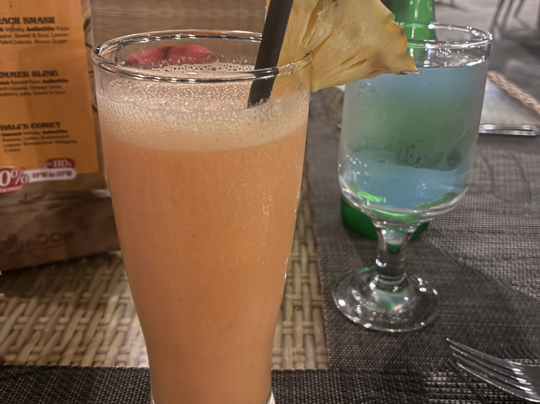洛姆布克假日酒店主图