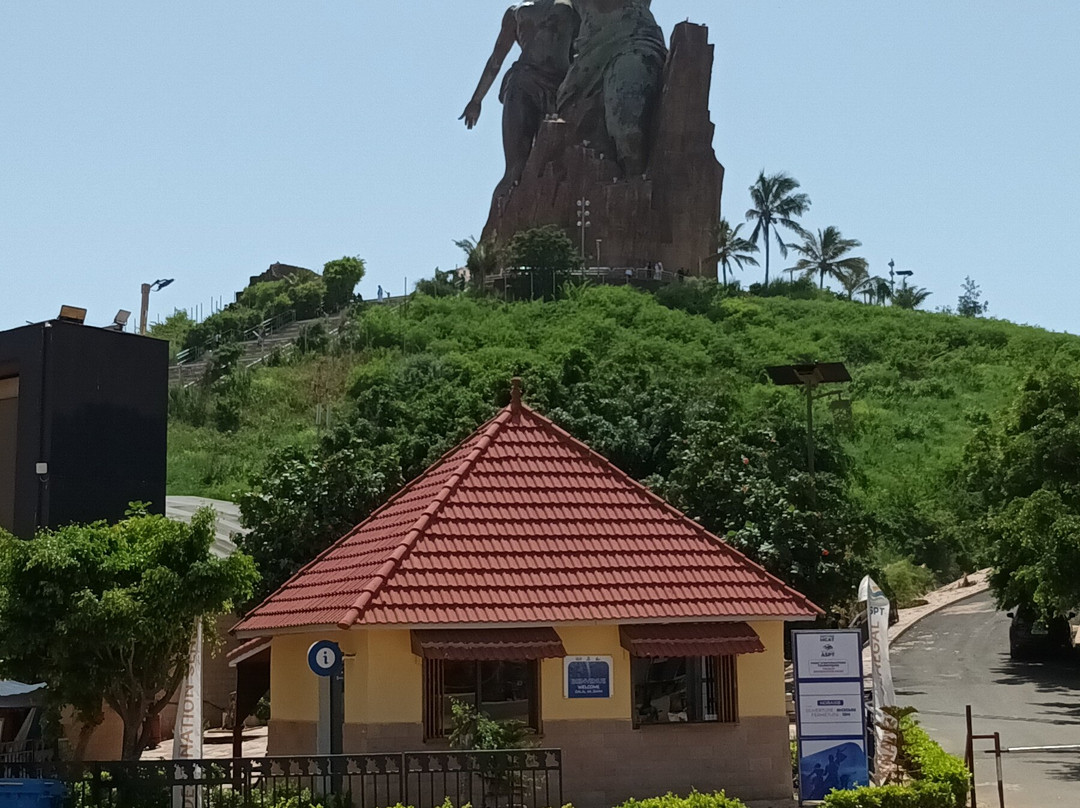 Le Monument de la Renaissance Africaine-达喀尔必去景点