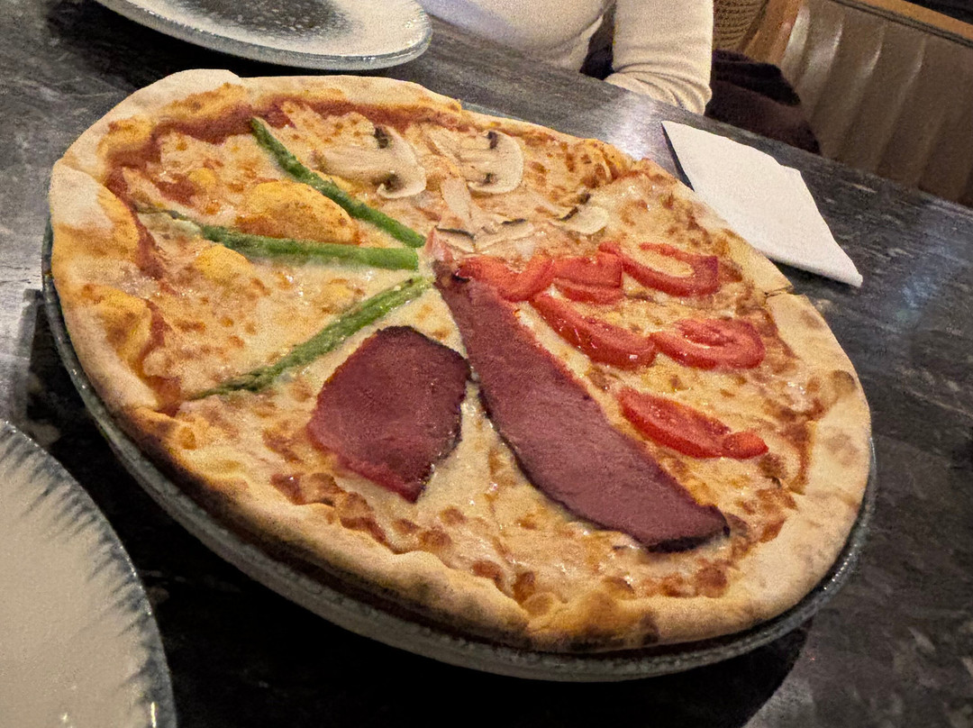 La Linda Bistro & Brasserie
