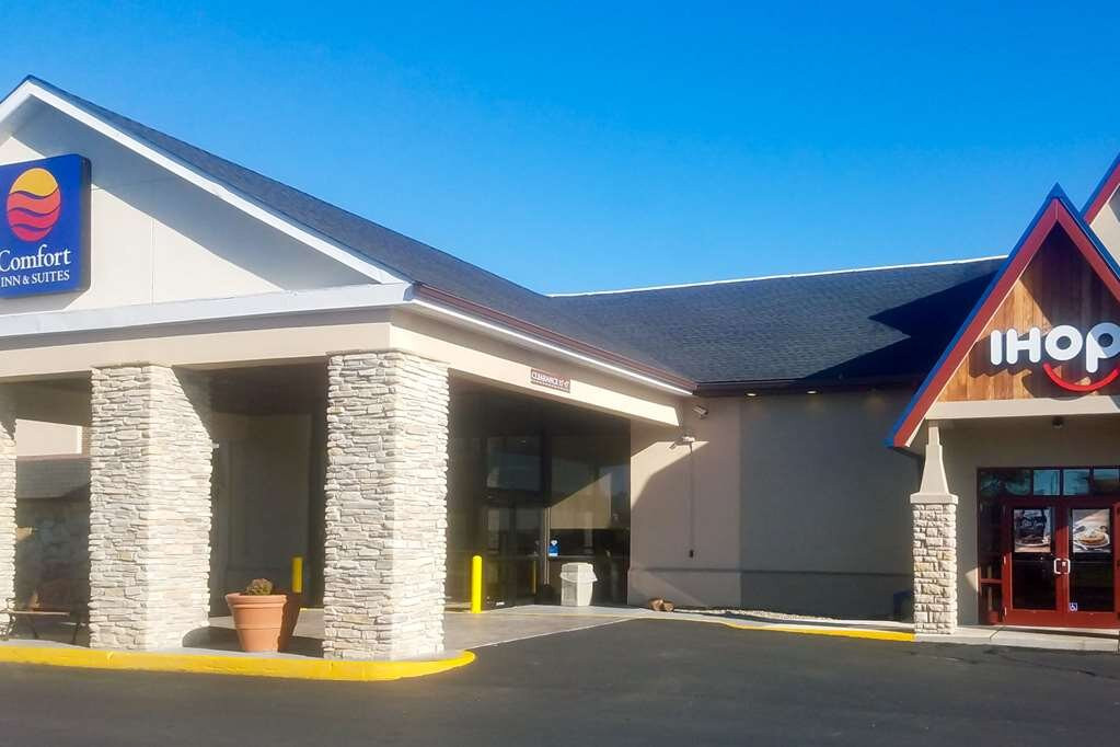 Comfort Inn & Suites Aberdeen near APG
