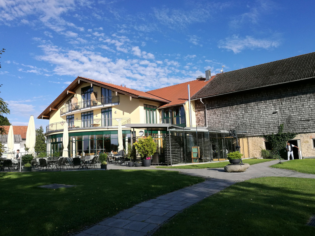 Saaldorf-Surheim旅游攻略图片