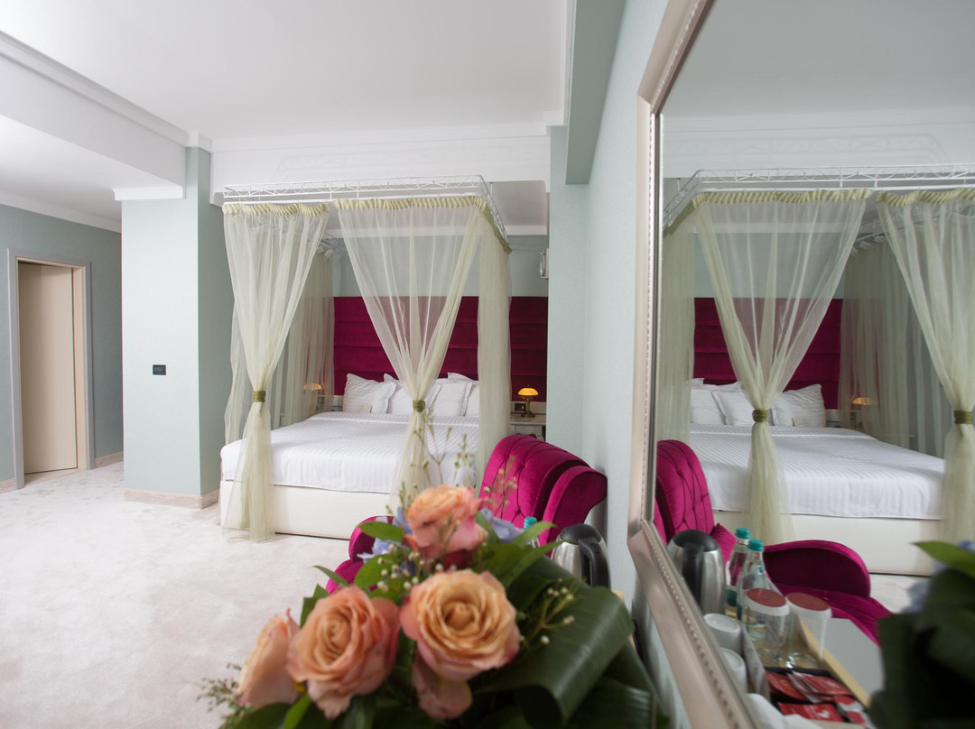 Pipera酒店住宿-腓尼基大酒店