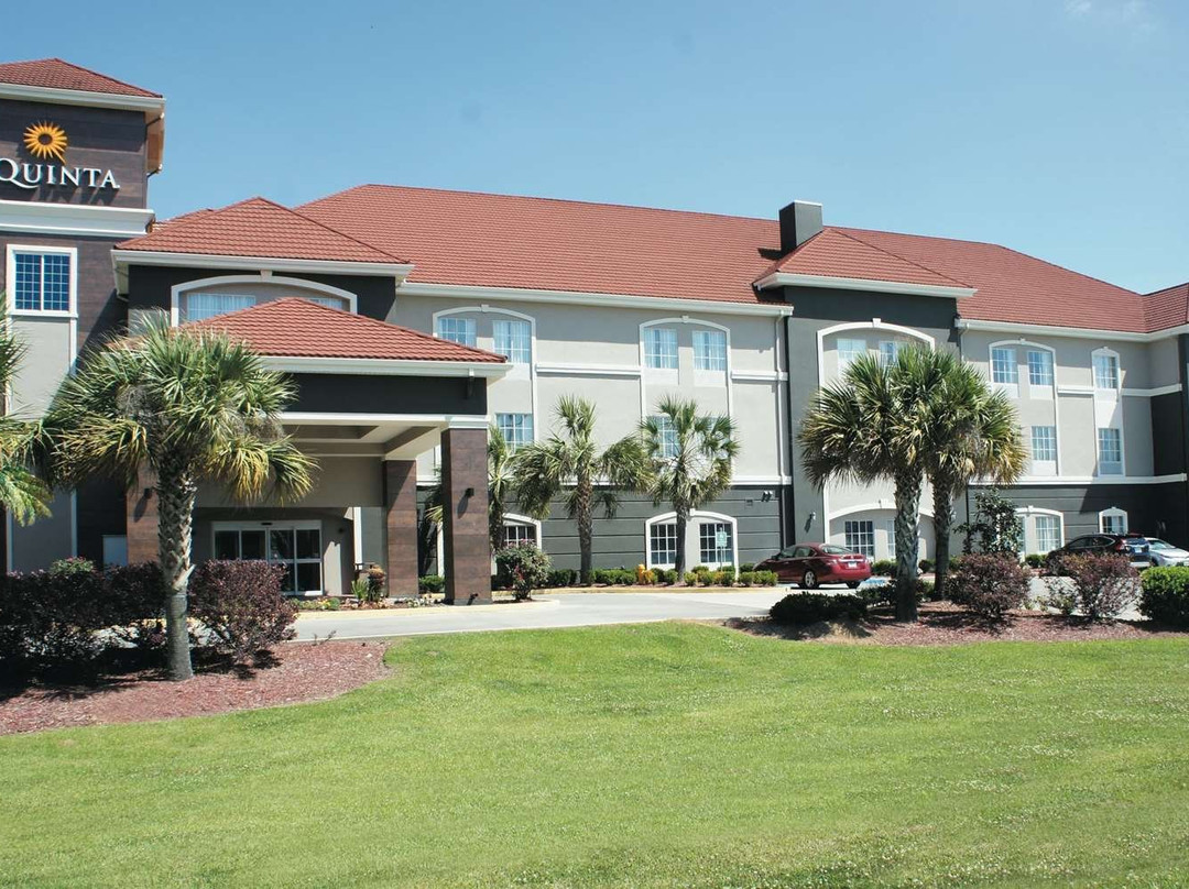 La Quinta Inn & Suites by Wyndham Baton Rouge Denham Springs主图