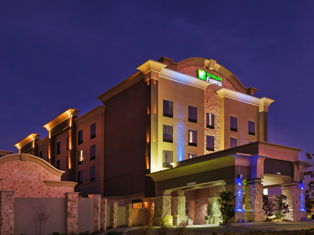 Holiday Inn Express Frisco Legacy Park Area By IHG