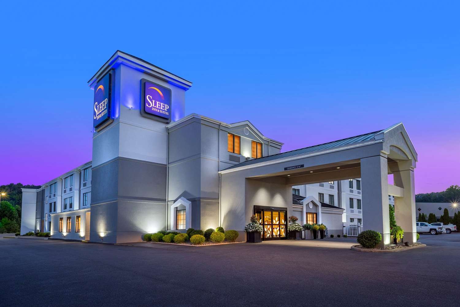 Sleep Inn & Suites-官方