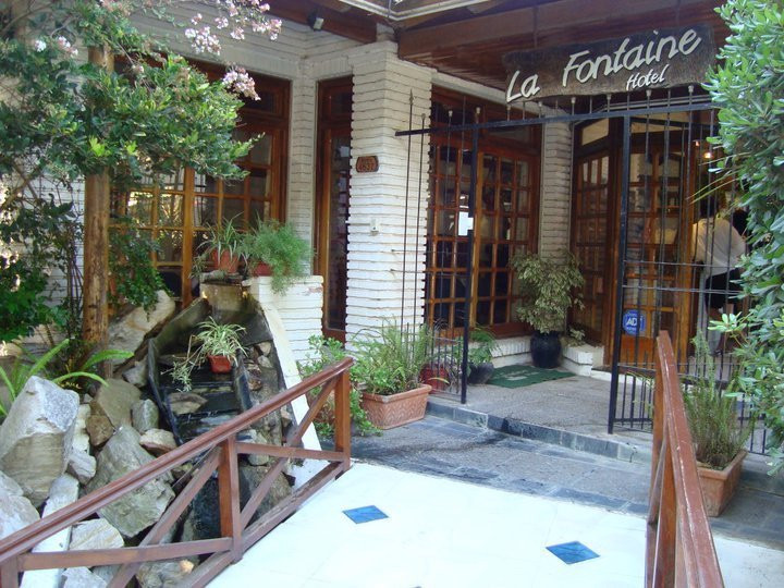 Costa Azul酒店住宿-Hotel La Fontaine