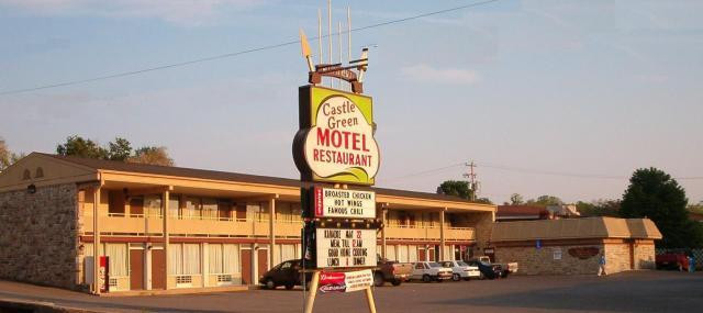 Castle Green Motor Inn