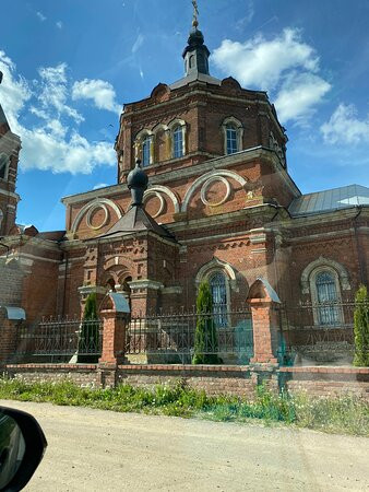 Khram Rozhdestva Presvyatoy Bogoroditsy-Suvorovo必去景点