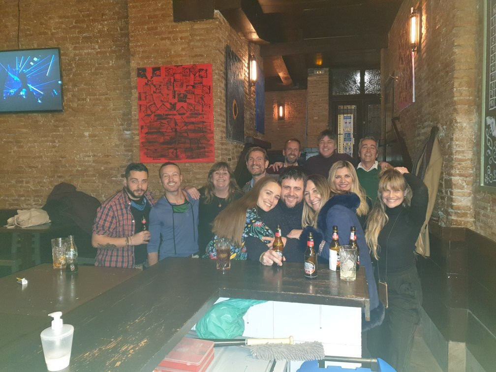 Garrison Drinks & Music-格拉纳达必去景点