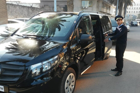 Reliable Airport Transfers and Private Drivers in Casablanca – Available 24/7-卡萨布兰卡必去景点