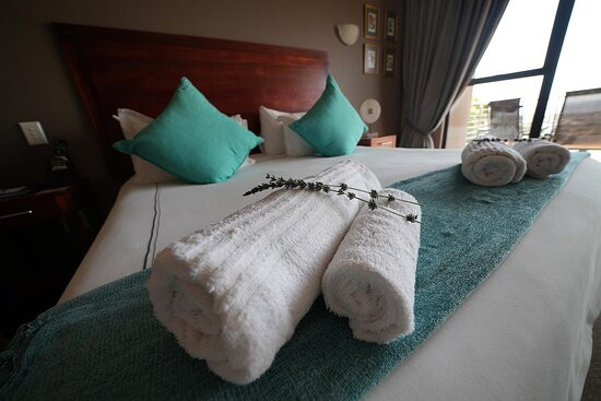 Over The Moon Guesthouse主图