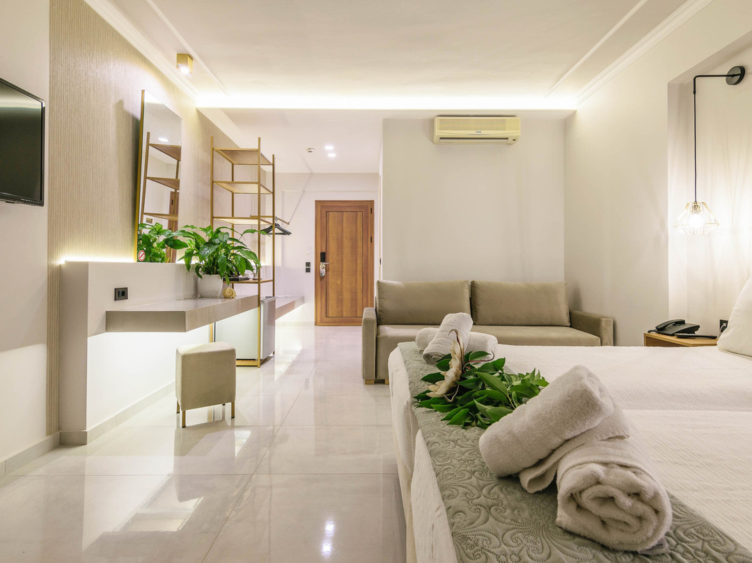 Plaza Pallas Hotel