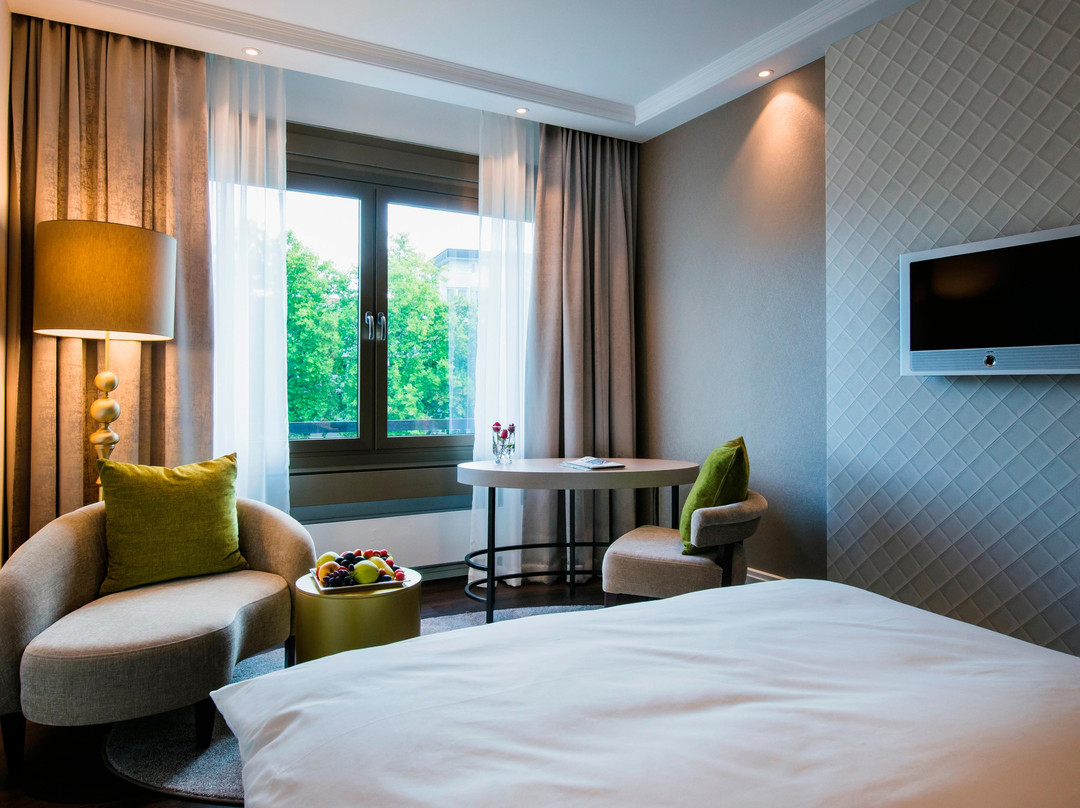 海尔布隆英赛尔酒店