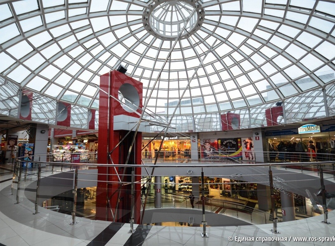 Shopping and Entertainment Complex Petrovskiy