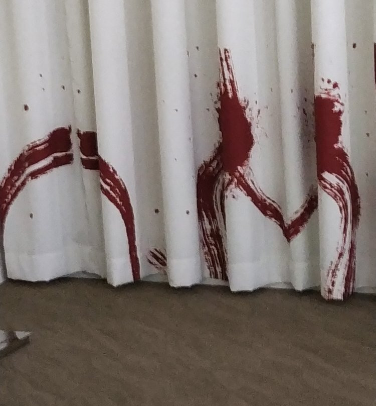 山根假日酒店主图