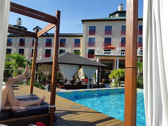 皇家托拉里卡酒店主图