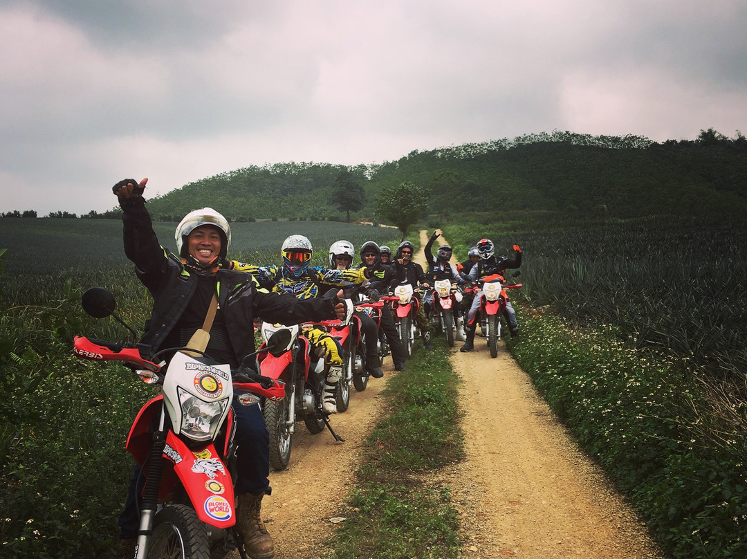 Lucky Bastard Motorcycle Tours景点图片