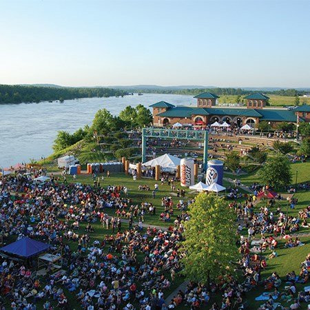 Riverfront Park Events Building景点图片