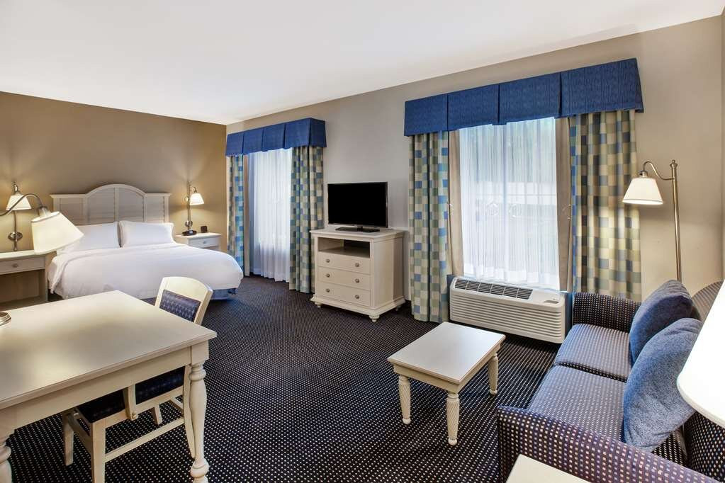 Hampton Inn & Suites Cape Cod-West Yarmouth主图