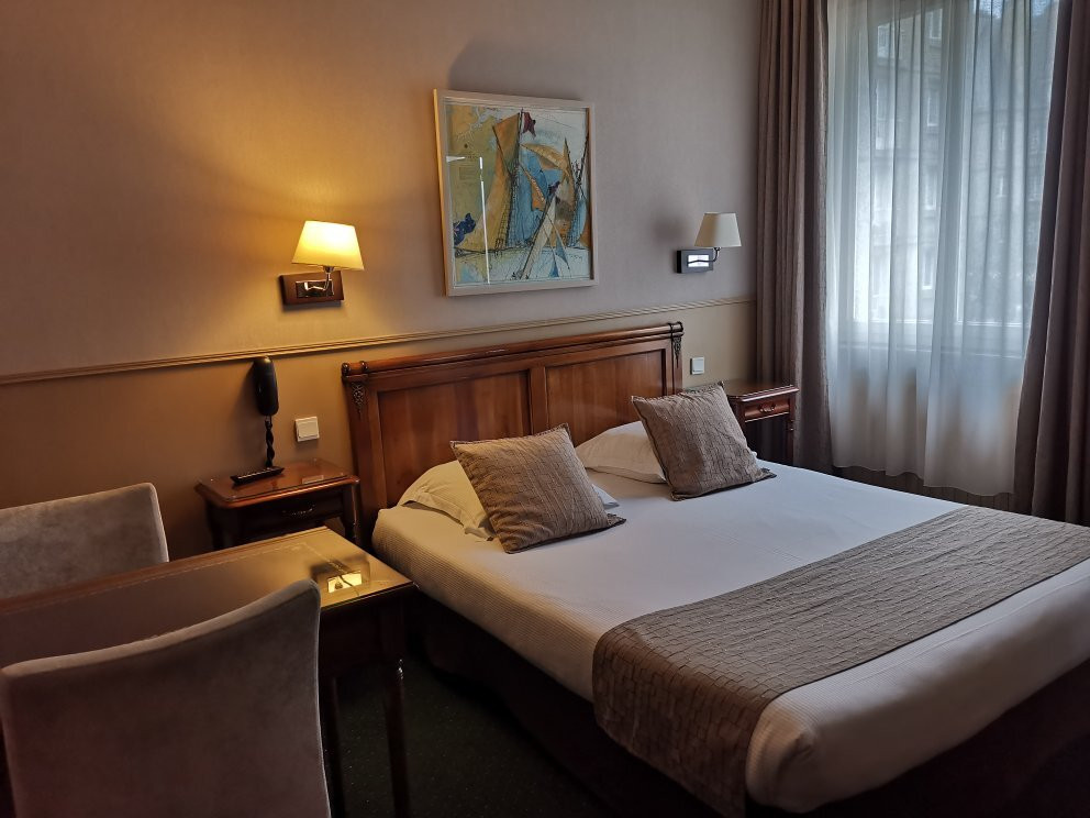 Hotel Les Ajoncs d'Or主图